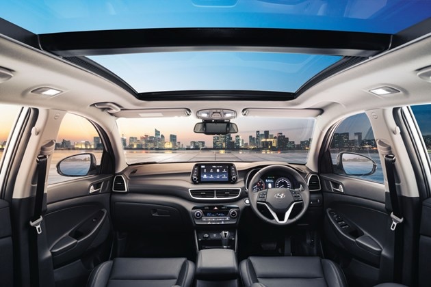 Skoda Octavia RS 245 at Auto Expo 2020. (HT Auto photo) Hyundai Tucson (HT Auto photo)